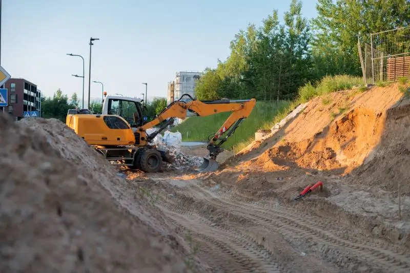 graded-building-pad-after-land-clearing-and-site-preparation-in-fruitvale-tx